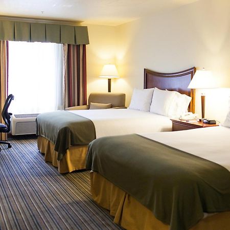 Holiday Inn Express Turlock By Ihg Zewnętrze zdjęcie