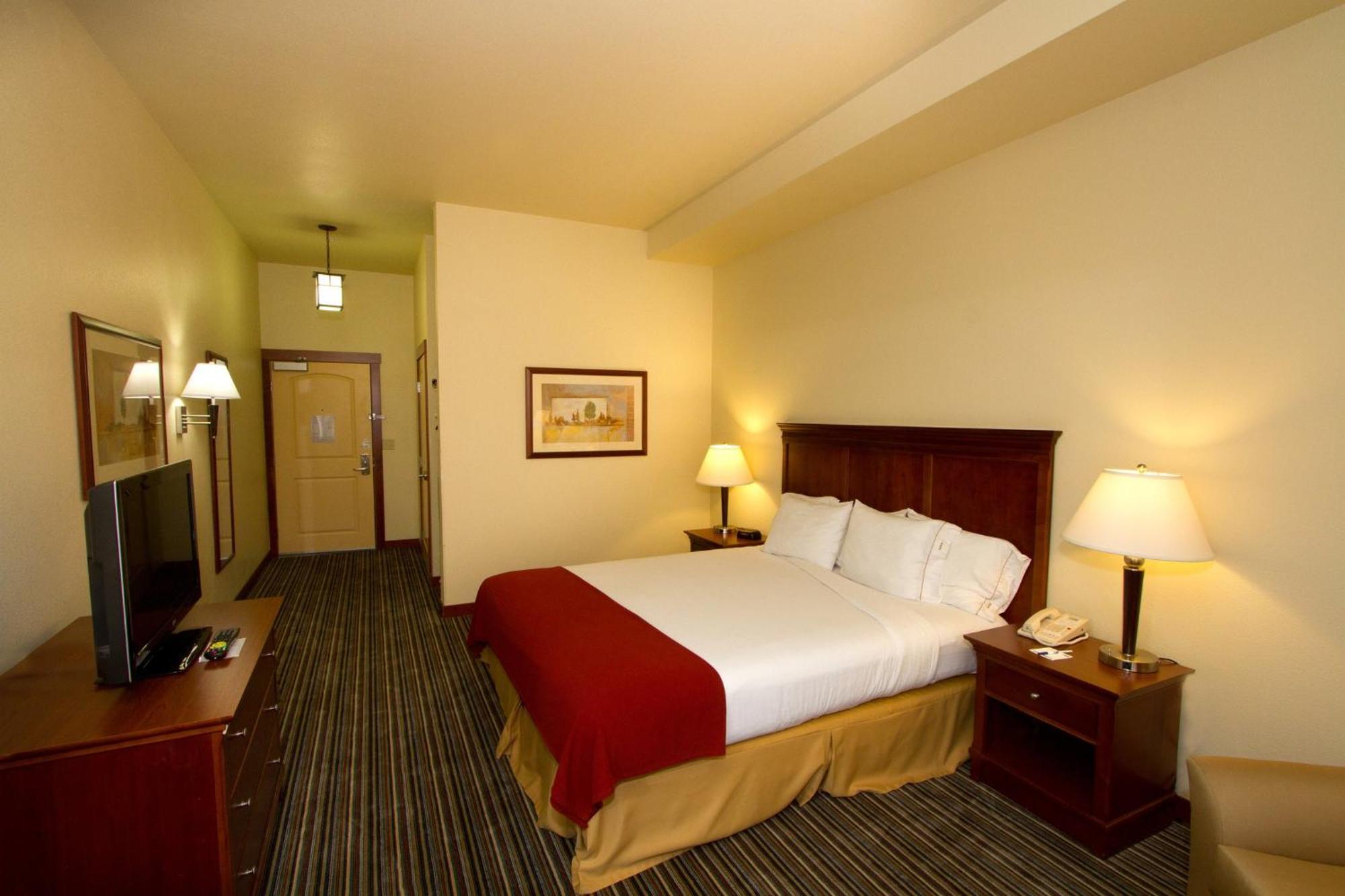 Holiday Inn Express Turlock By Ihg Zewnętrze zdjęcie