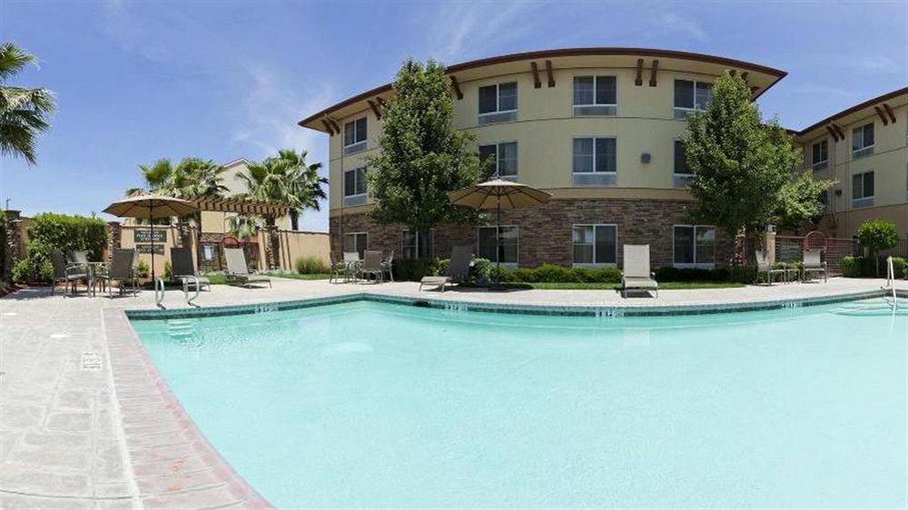 Holiday Inn Express Turlock By Ihg Zewnętrze zdjęcie